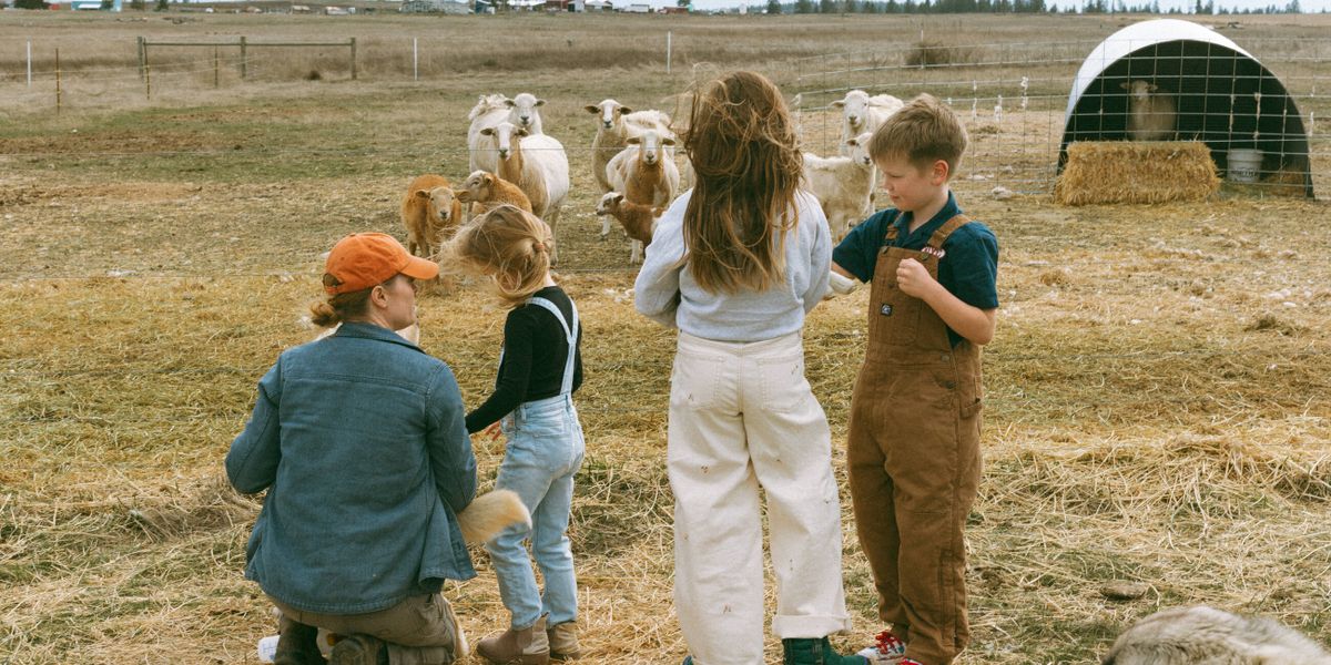 Farm Kid Fridays: Pigs! 🐷
